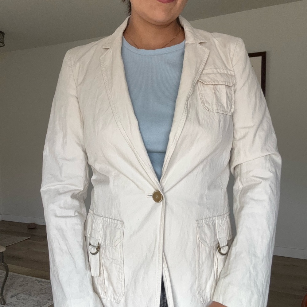 Banana Republic Women’s Cream Single-Button Blazer Jacket